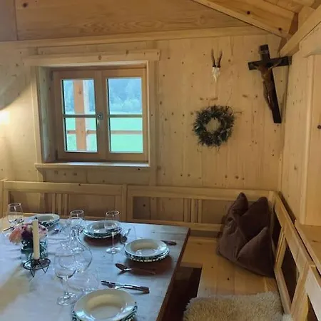 Apartment Exklusive Chaletwohnung Mit Offener Galerie