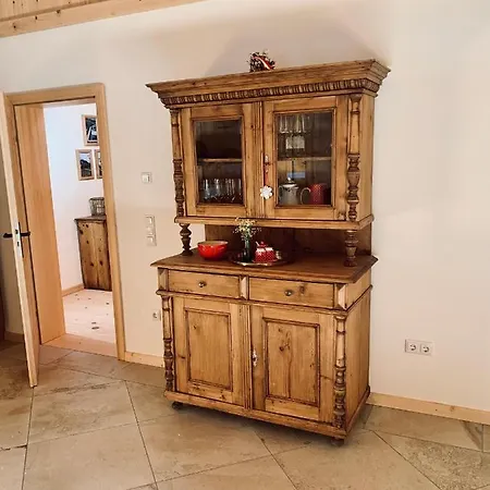 Apartment Exklusive Chaletwohnung Mit Offener Galerie